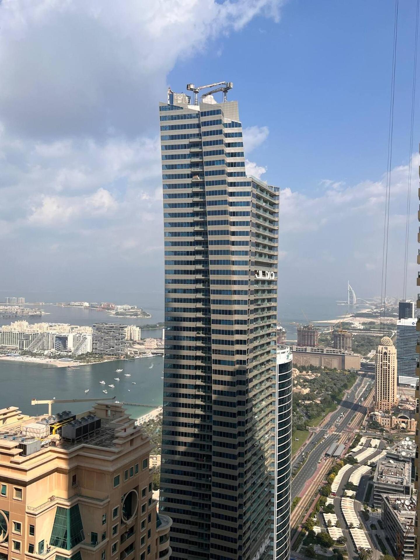 Апарт отель Views To Feed Your Soul On 60Th Floor Дубай Экстерьер фото